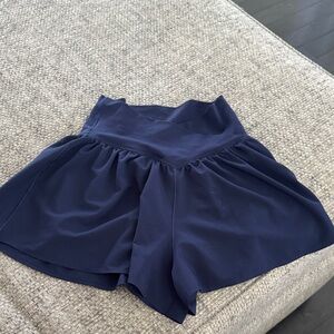 Offline by Aeire real me crossover flowy shorts, navy size xs